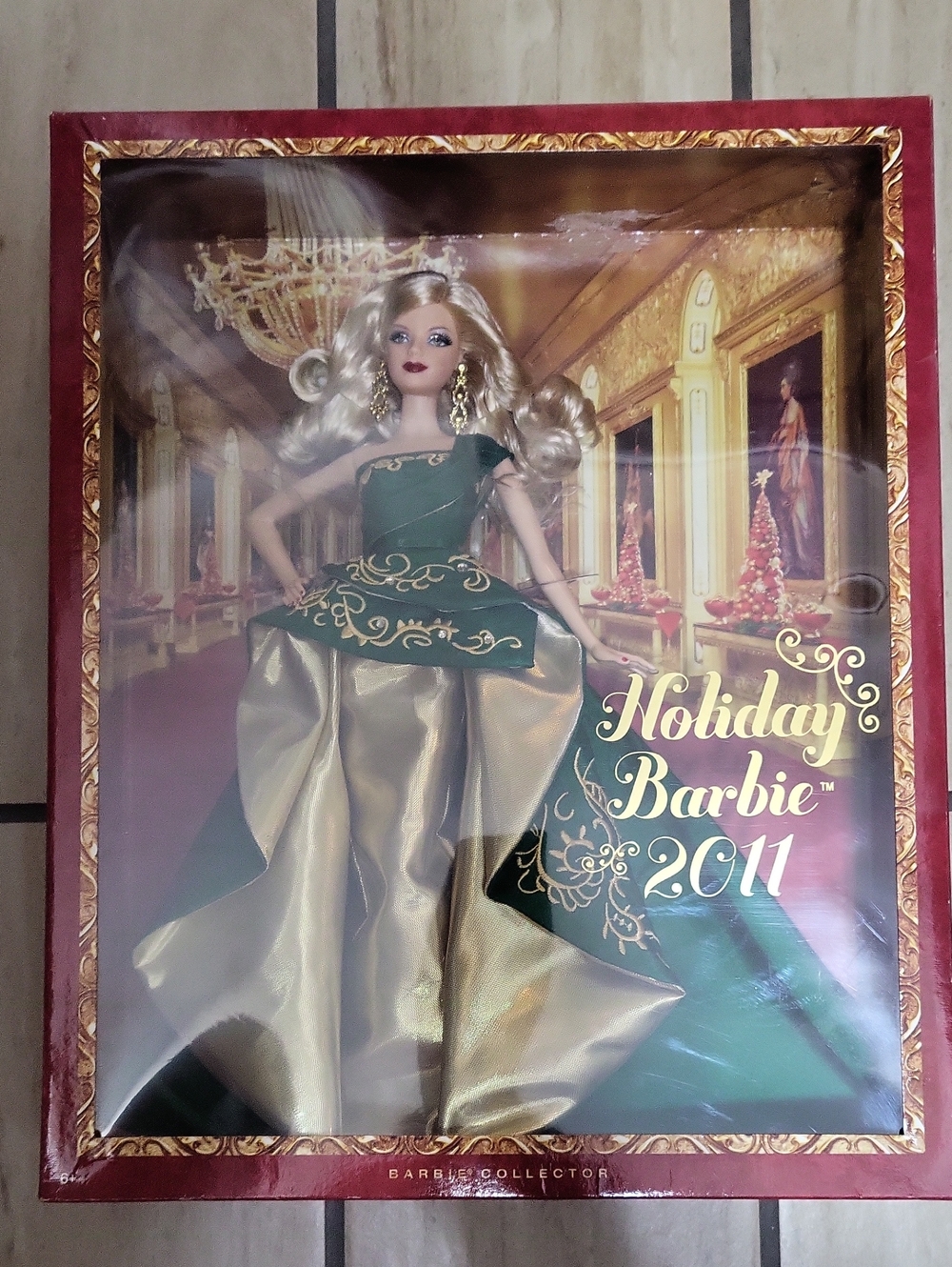 Barbie Holiday 2011 Collector Doll - Green and Gold